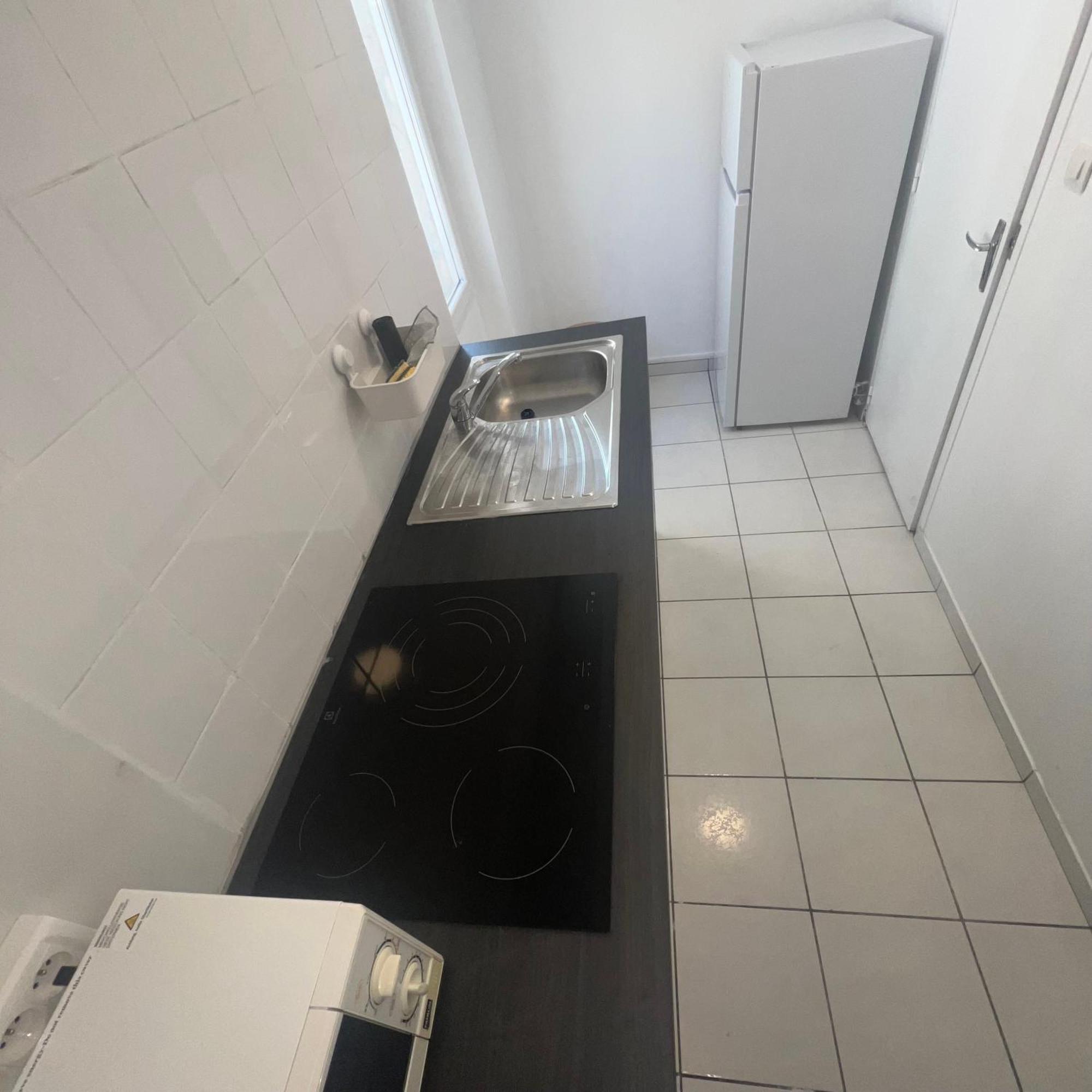 Studio Tapisvert St Charles Canebiere Vieux Port Marseille Extérieur photo